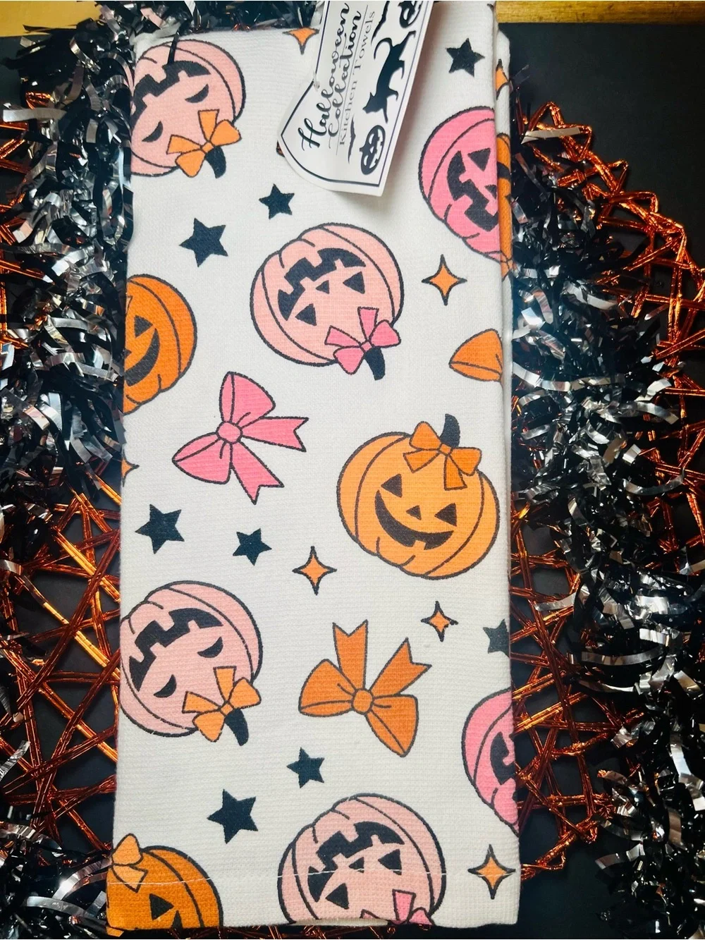 2 Halloween Pumpkins & Ribbon Bows Kitchen Towels Pink & Orange Jack o Lanterns